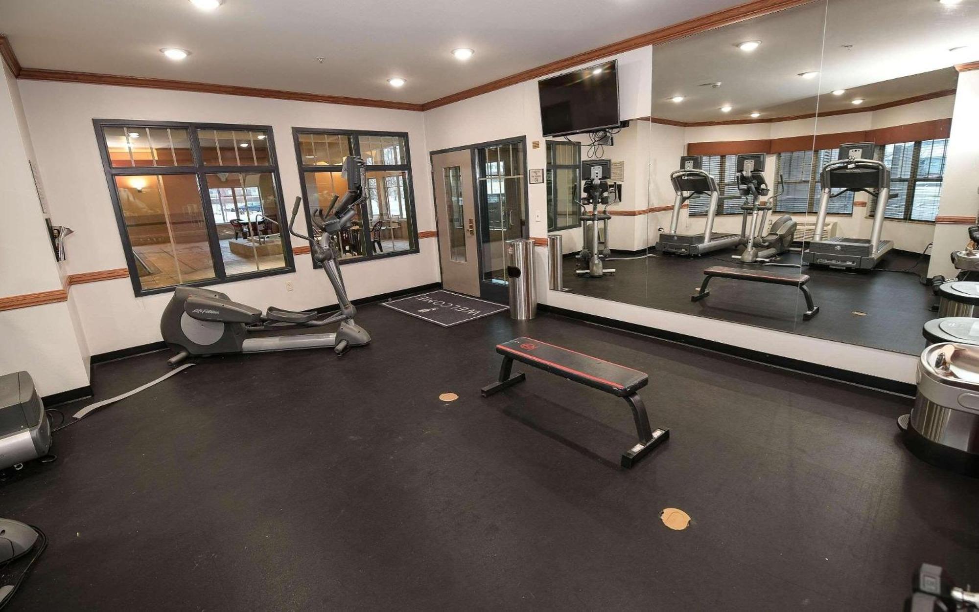 Country Inn & Suites By Radisson, Grand Forks, Nd Екстериор снимка