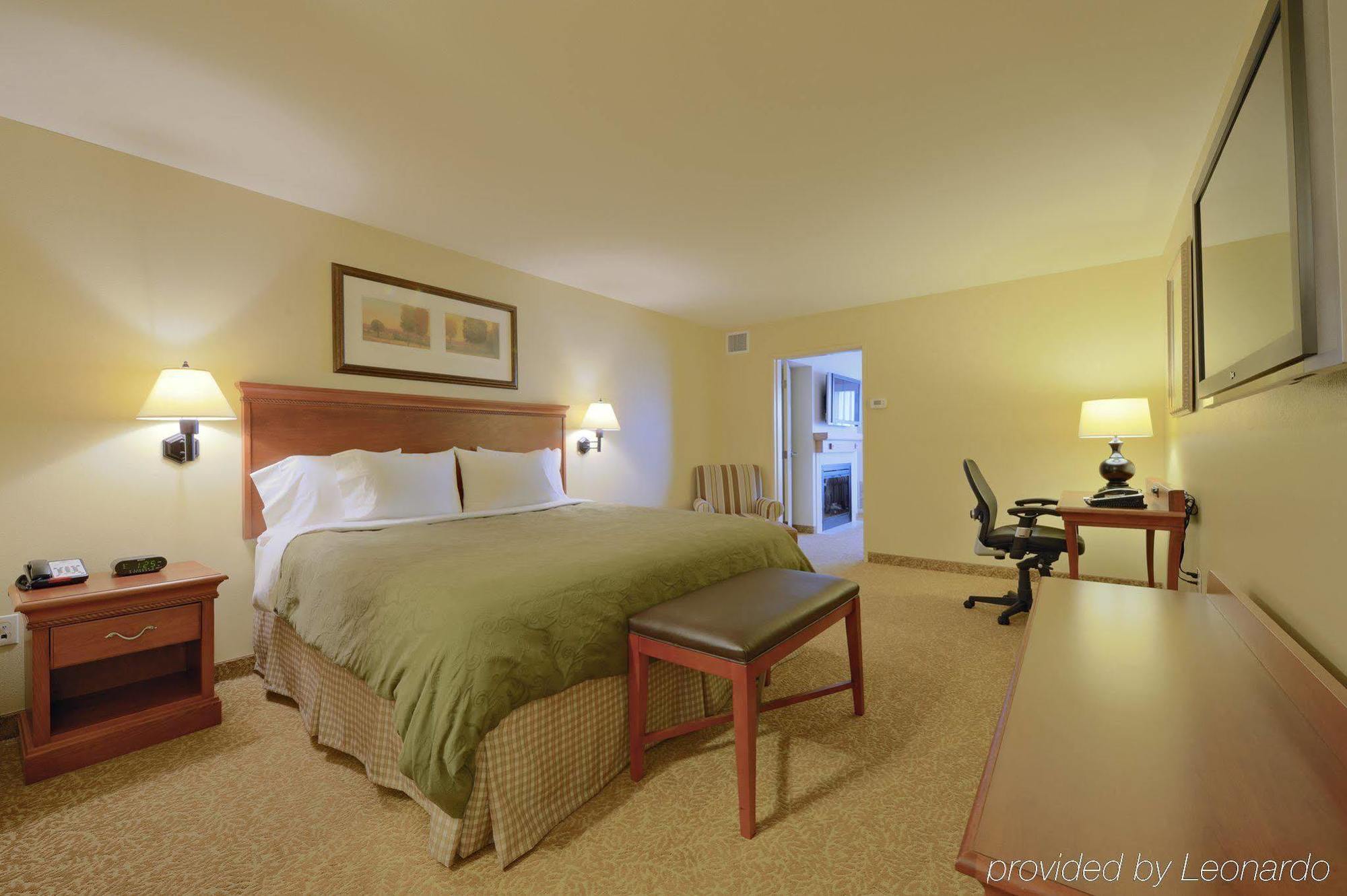 Country Inn & Suites By Radisson, Grand Forks, Nd Стая снимка
