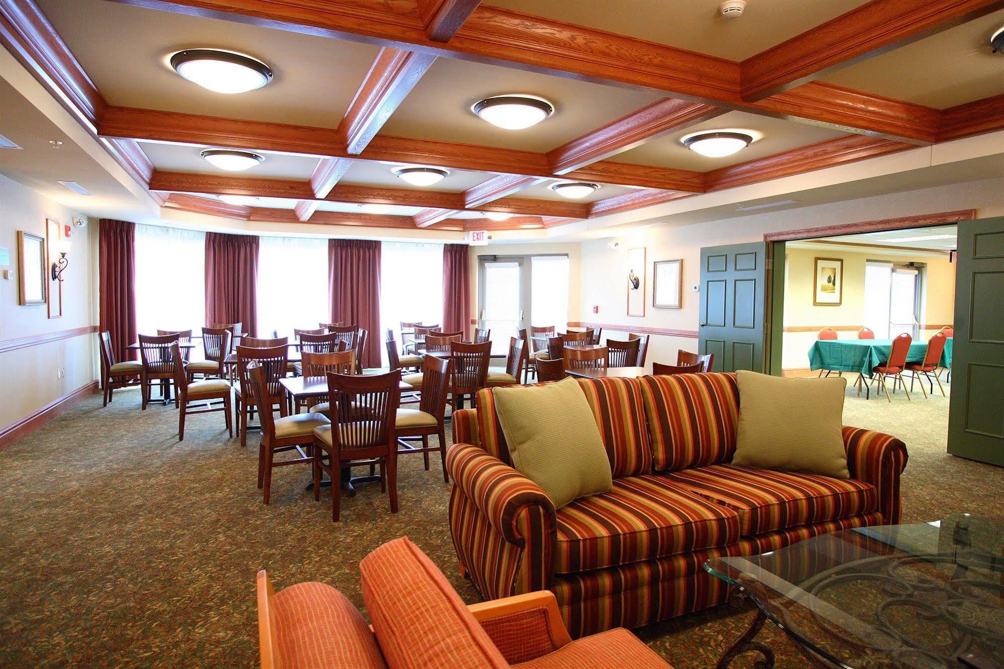 Country Inn & Suites By Radisson, Grand Forks, Nd Ресторант снимка
